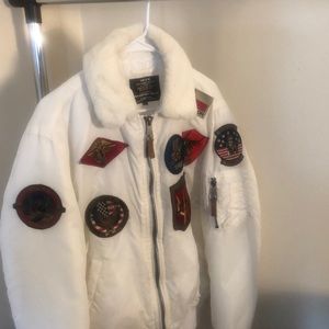 TOP GUN® OFFICIAL B-15 MEN’S FLIGHT BOMBER JACKET WITH PATCHES